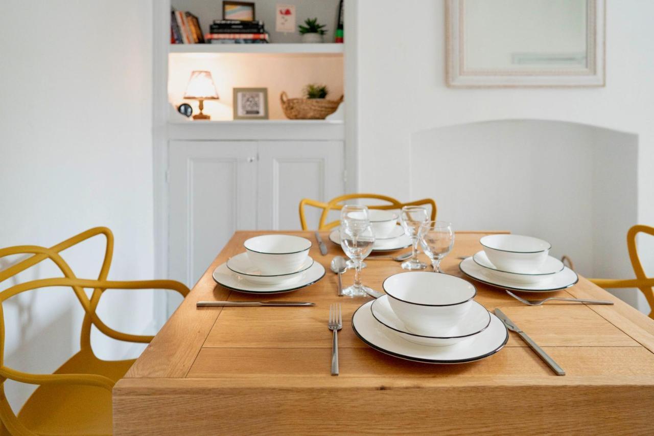 Stylish Retreat Inside Walls York